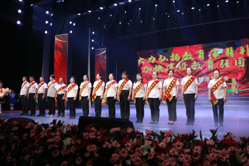 图片3.jpg 图片3.jpg